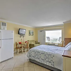  Apartment Daytona With Oceanfront Balcony And Pool! United States